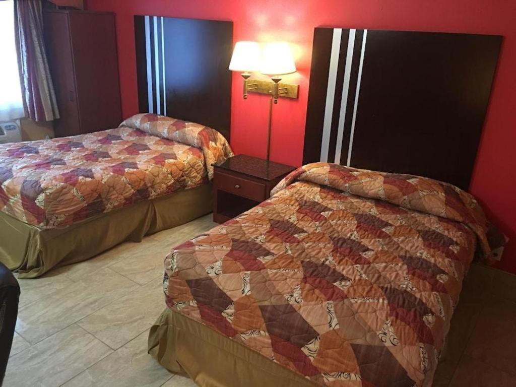 Travelodge By Wyndham Bay Shore Long Island Eksteriør bilde