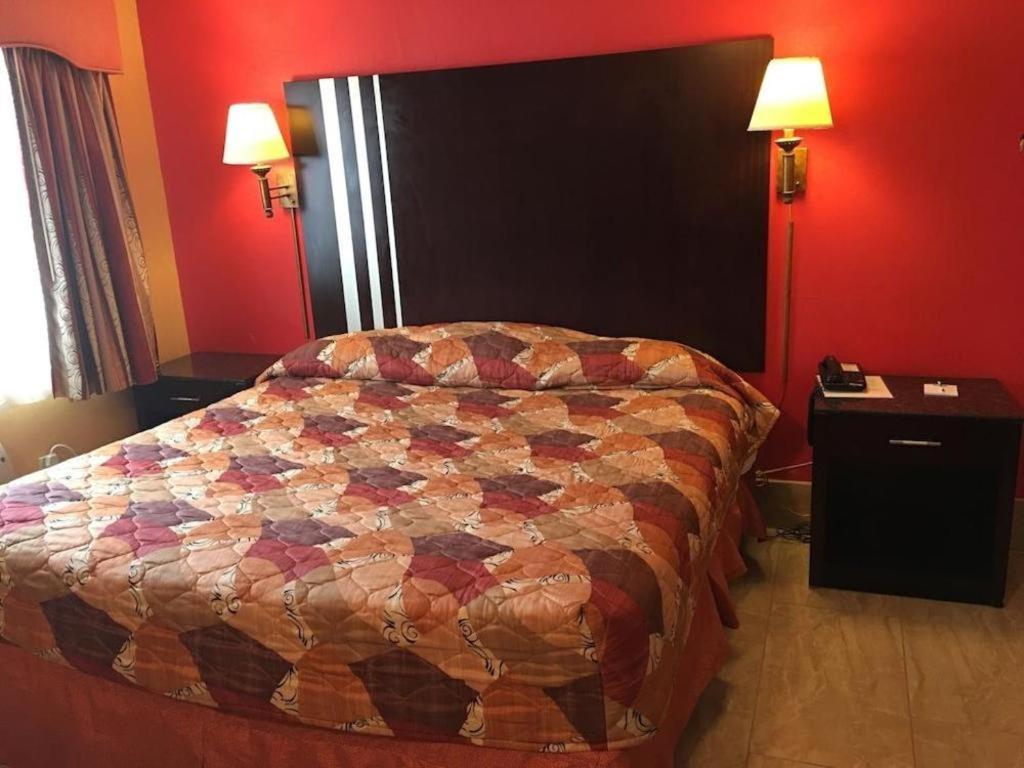 Travelodge By Wyndham Bay Shore Long Island Eksteriør bilde